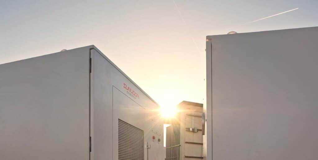 Sunwoda Batteriegroßspeicher mit Sonne